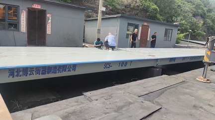 ɽ���Ȫ�쿂100��3.3*18�׵ذ��o������